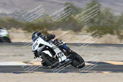 media/Nov-01-2025-CVMA (Sat) [[fc0f7531b8]]/Race 7-Formula Twins-Formula 40 UL/